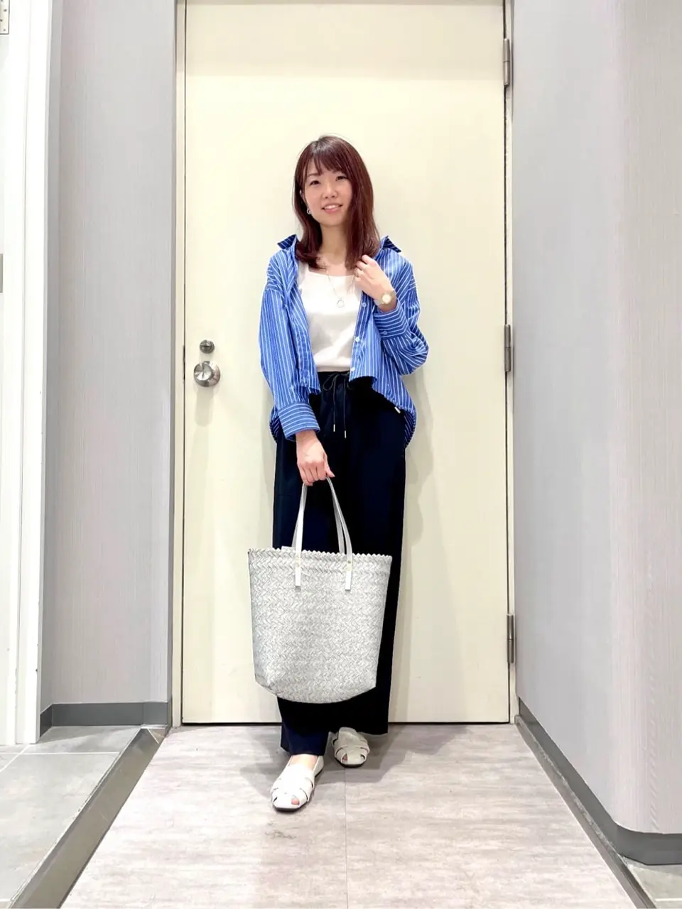 ANY 金井 コーディネート画像