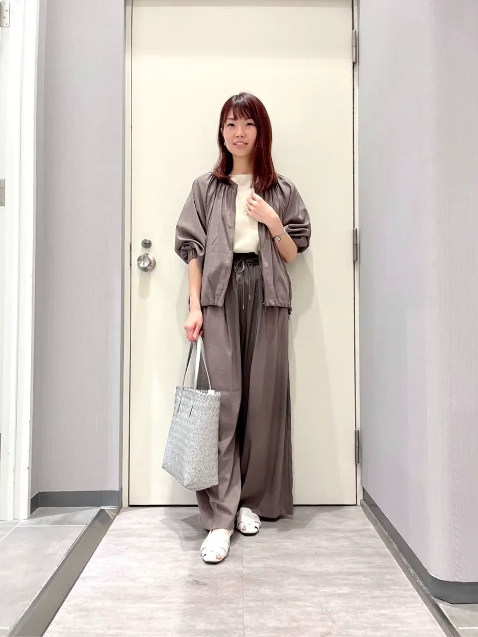 ANY 金井 コーディネート画像