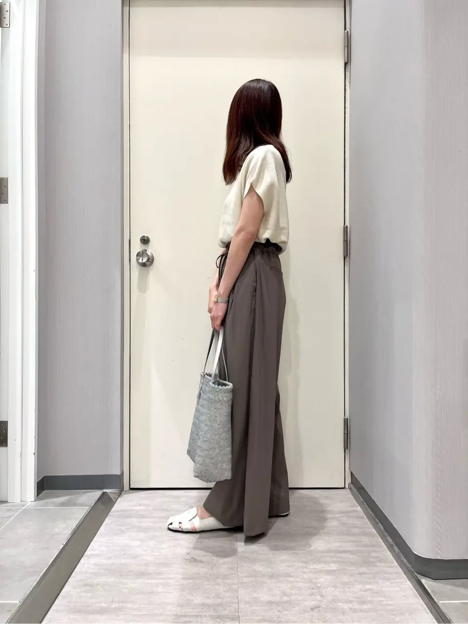 ANY 金井 コーディネート画像