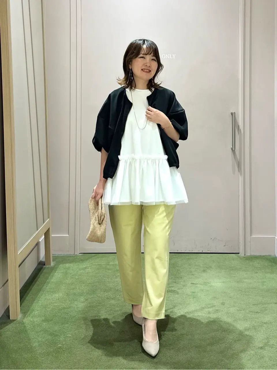 ANY フジコ コーディネート画像