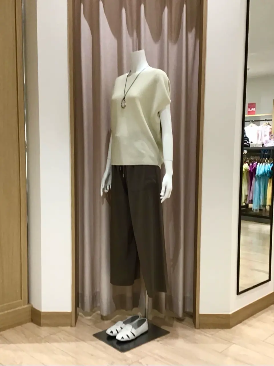 ANY スタッフ コーディネート画像