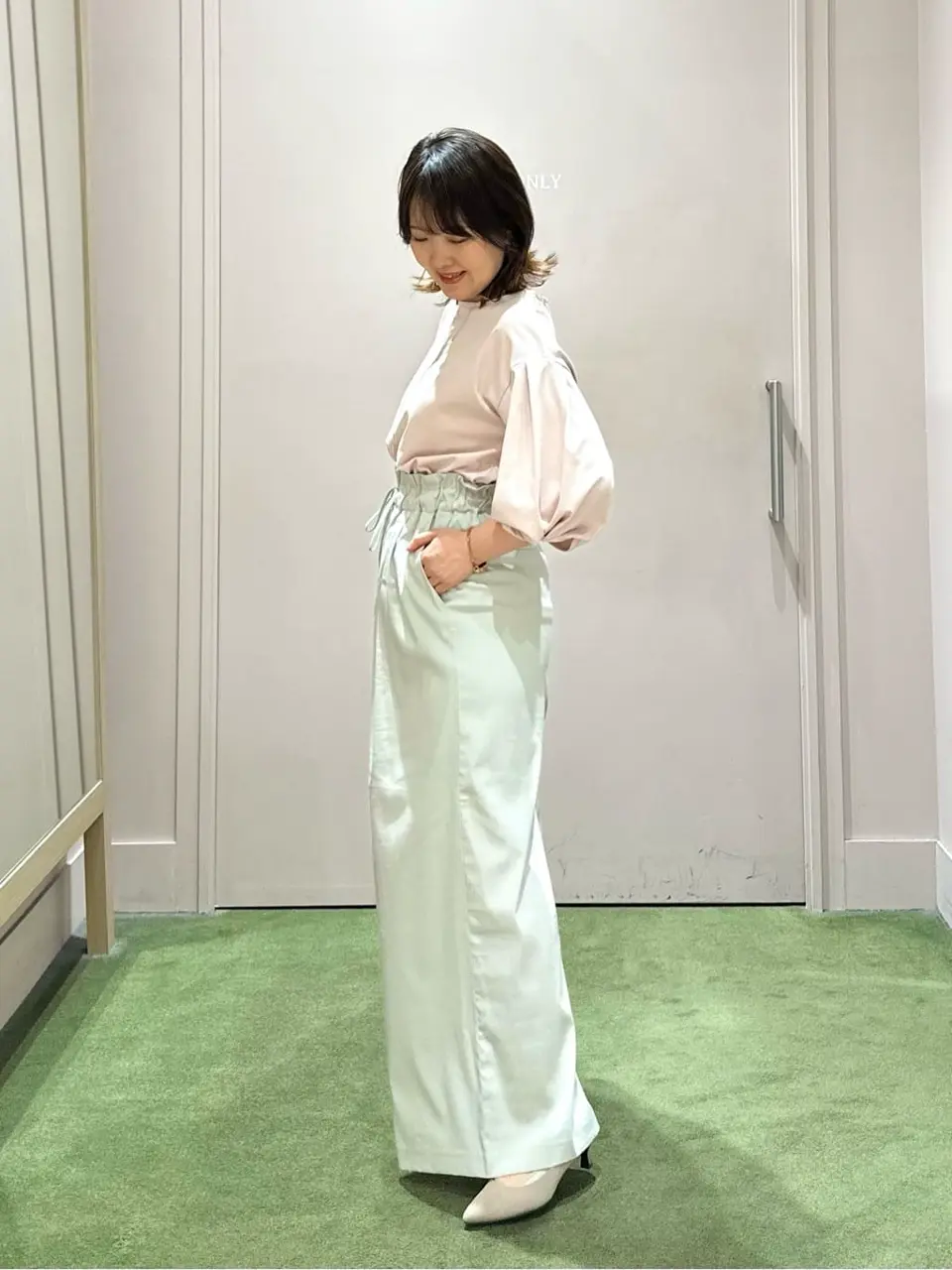 ANY フジコ コーディネート画像