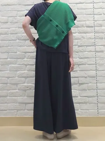 ANY 八坂 コーディネート画像