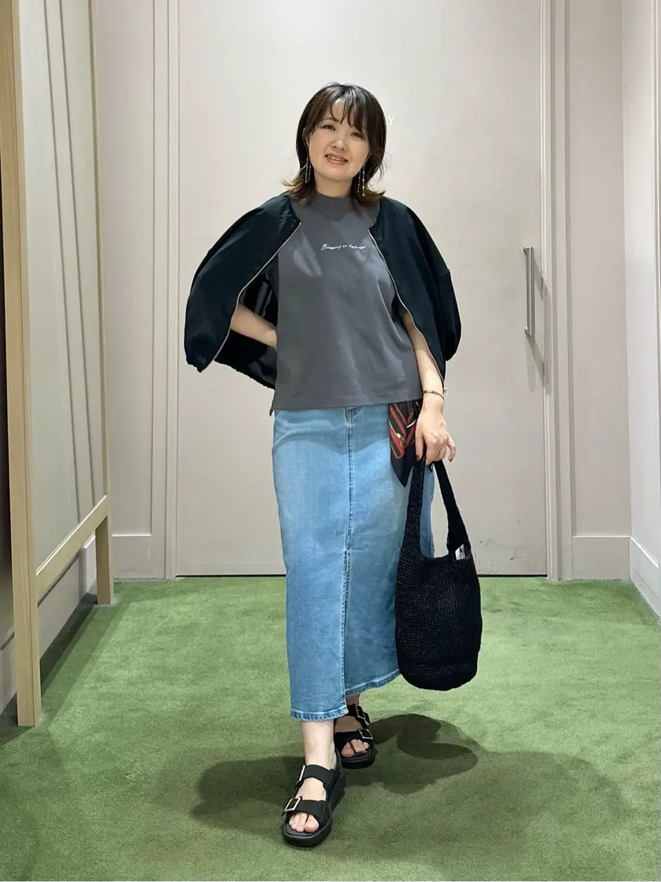 ANY フジコ コーディネート画像