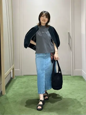 ANY フジコ コーディネート画像