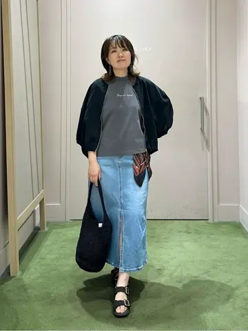 ANY フジコ コーディネート画像