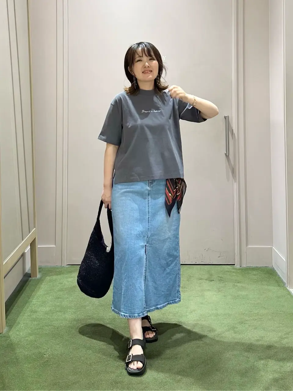 ANY フジコ コーディネート画像