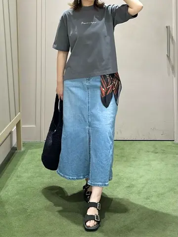 ANY フジコ コーディネート画像