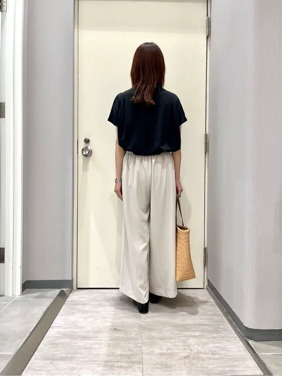 ANY 金井 コーディネート画像