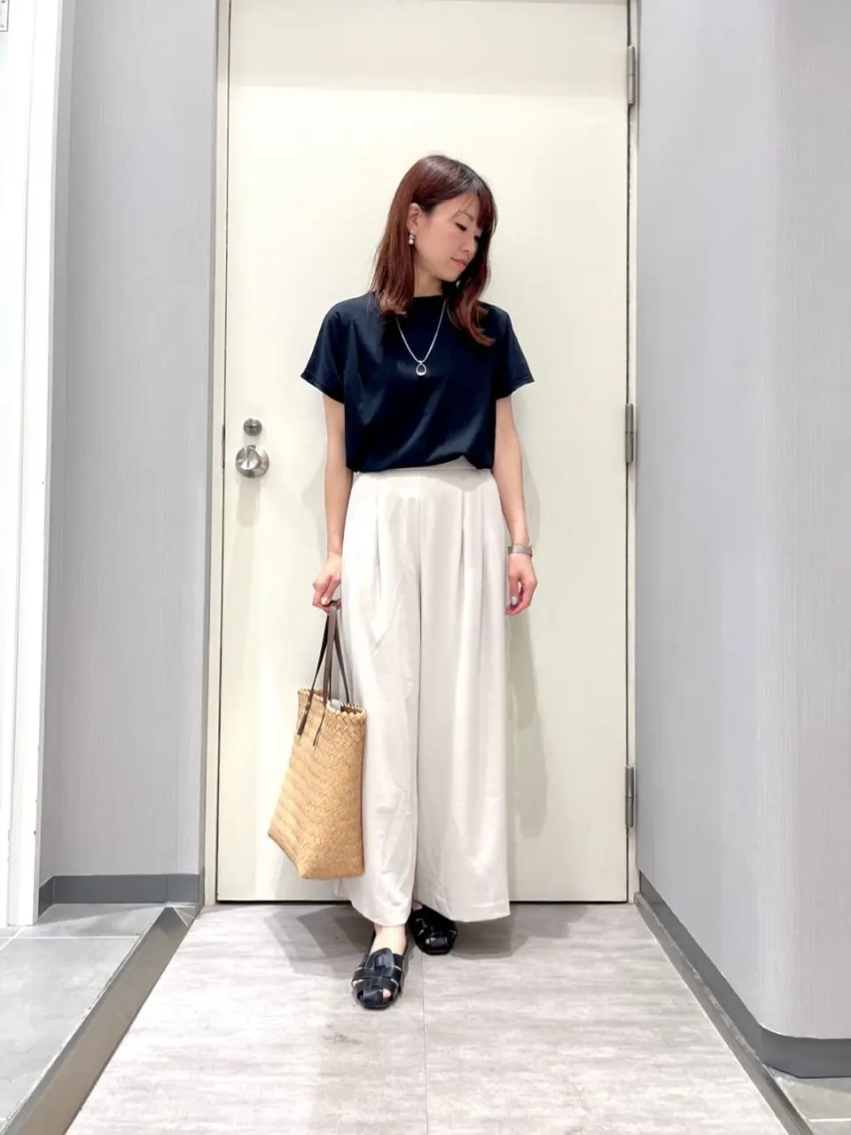 ANY 金井 コーディネート画像