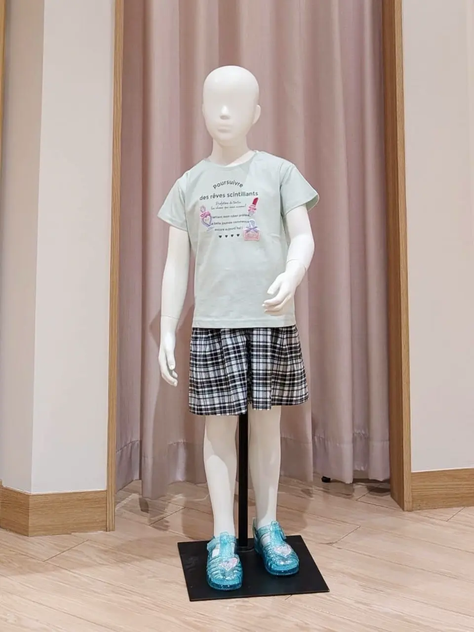 ANY 奥原 コーディネート画像