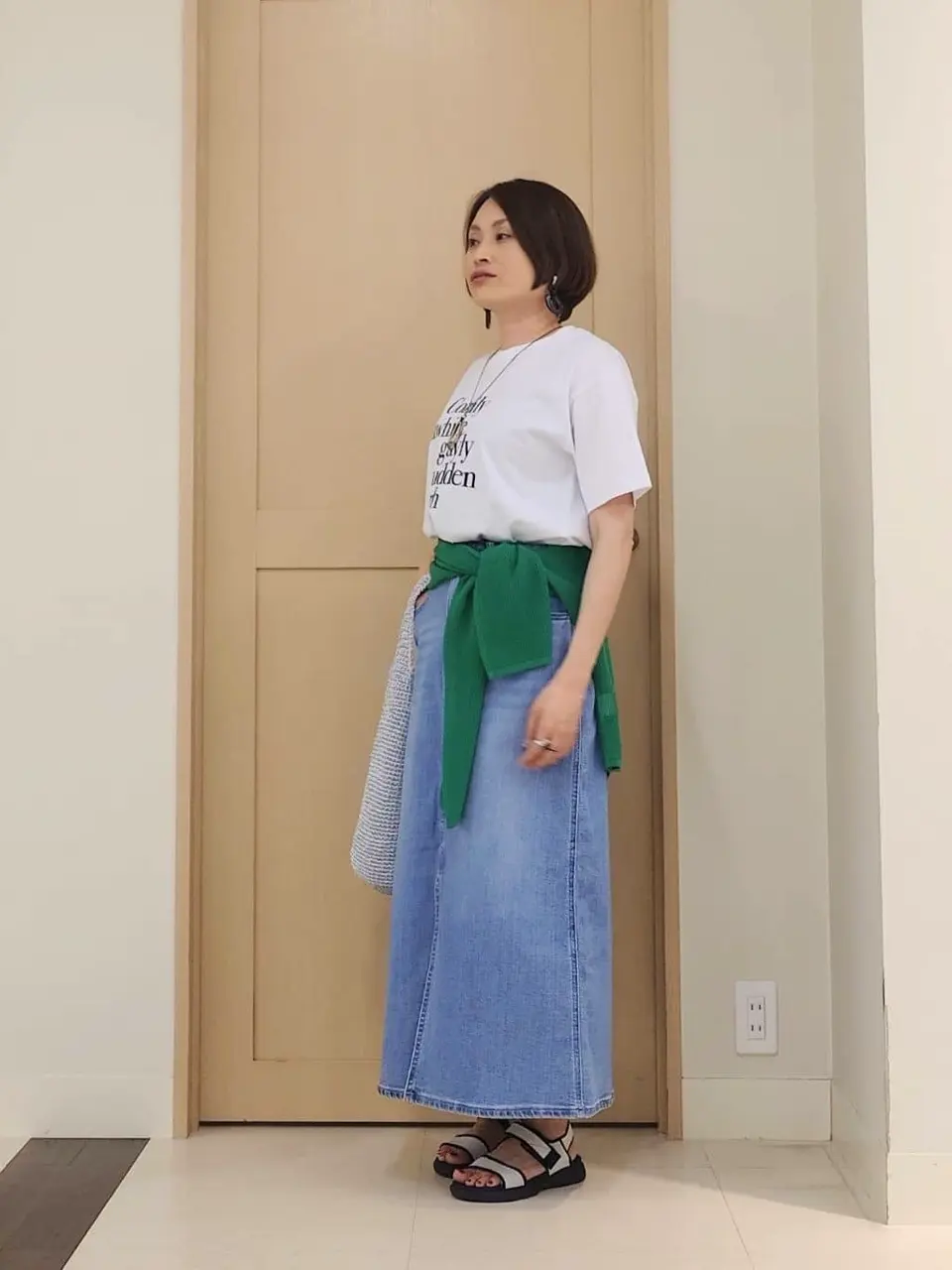 ANY 八坂 コーディネート画像