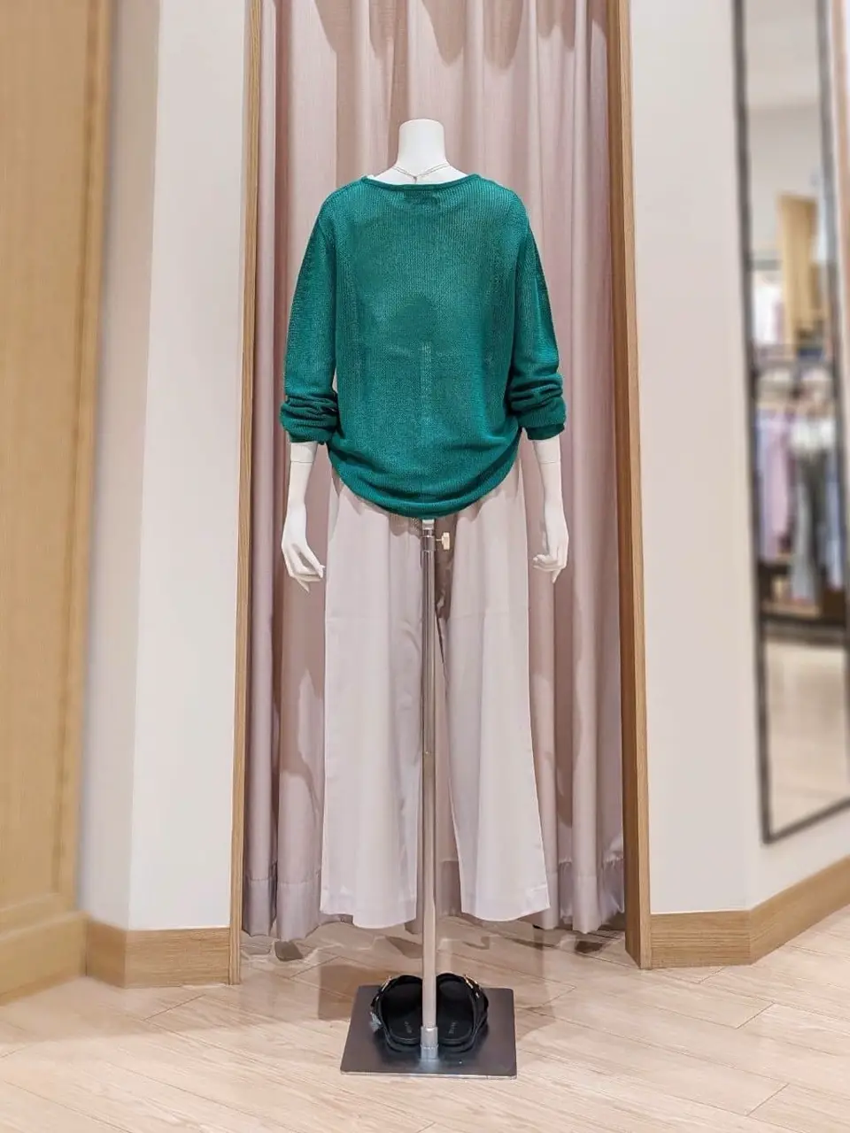 ANY 岩田 コーディネート画像