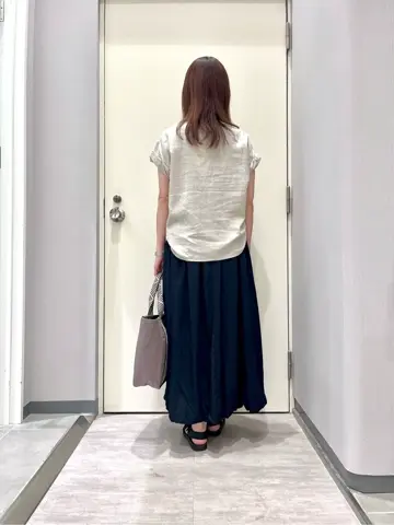 ANY 金井 コーディネート画像