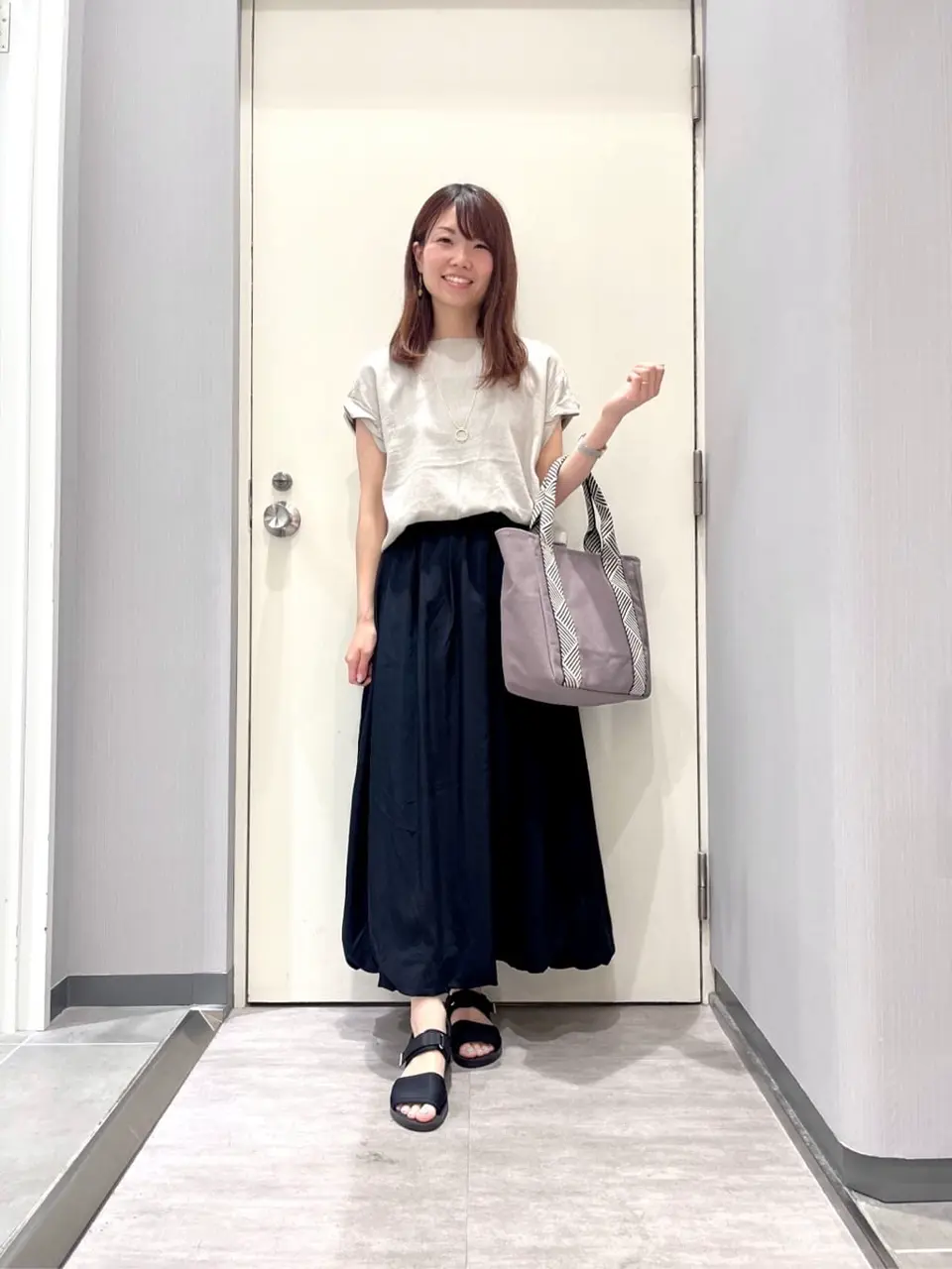 ANY 金井 コーディネート画像