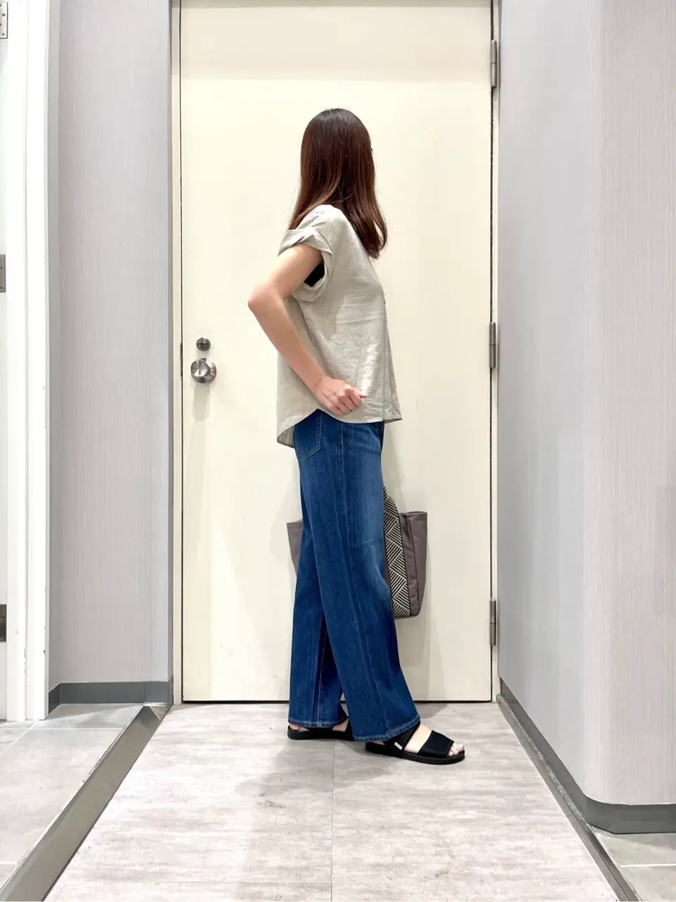 ANY 金井 コーディネート画像