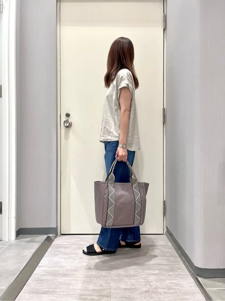 ANY 金井 コーディネート画像