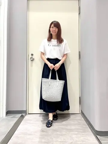 ANY 金井 コーディネート画像