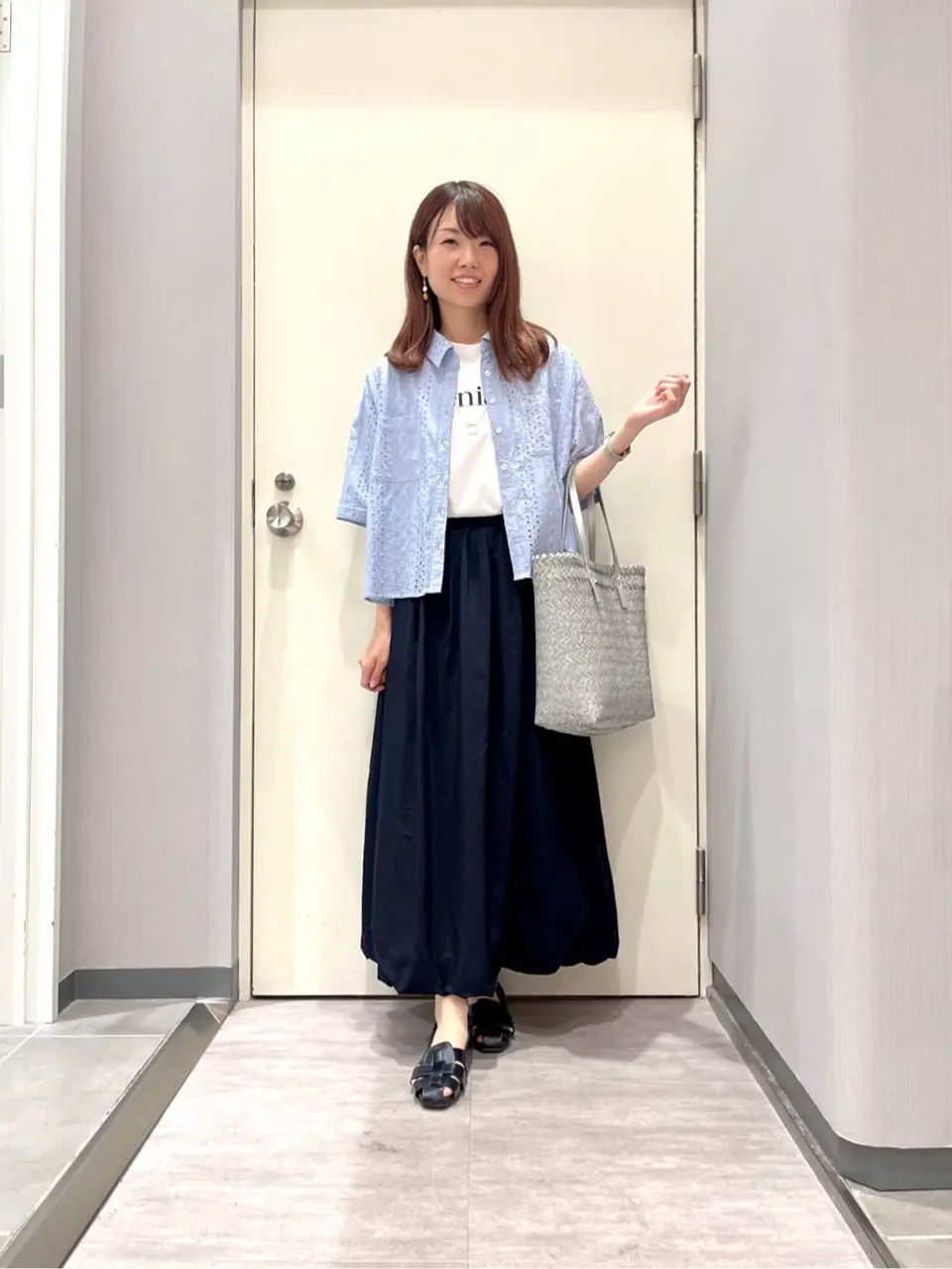 ANY 金井 コーディネート画像