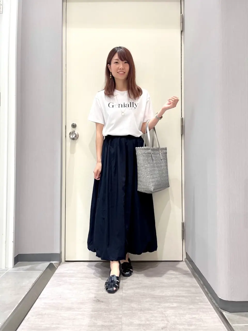 ANY 金井 コーディネート画像