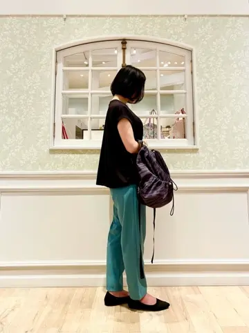 ANY MIKA コーディネート画像