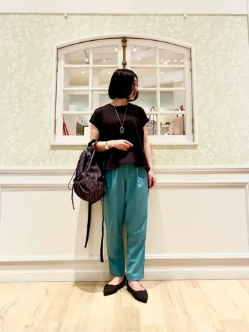 ANY MIKA コーディネート画像