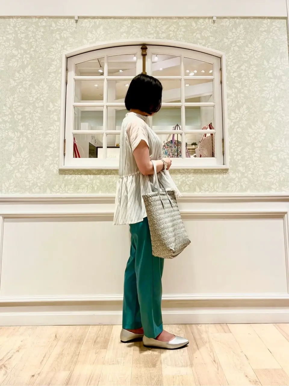 ANY MIKA コーディネート画像