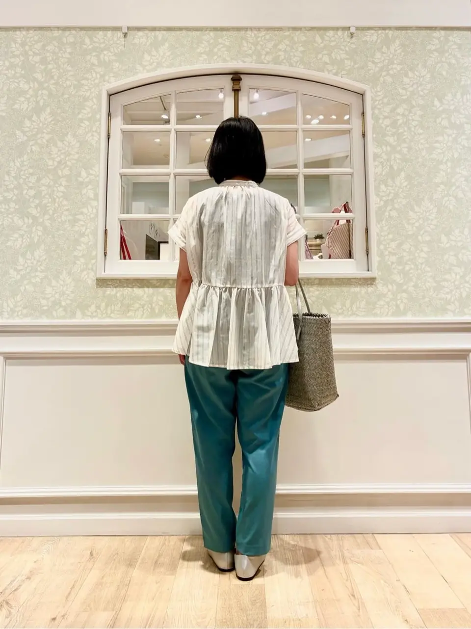 ANY MIKA コーディネート画像