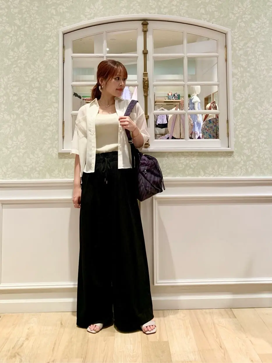 ANY MIHO コーディネート画像