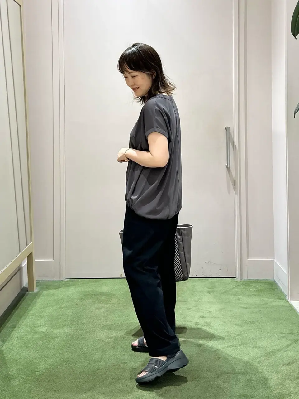 ANY フジコ コーディネート画像