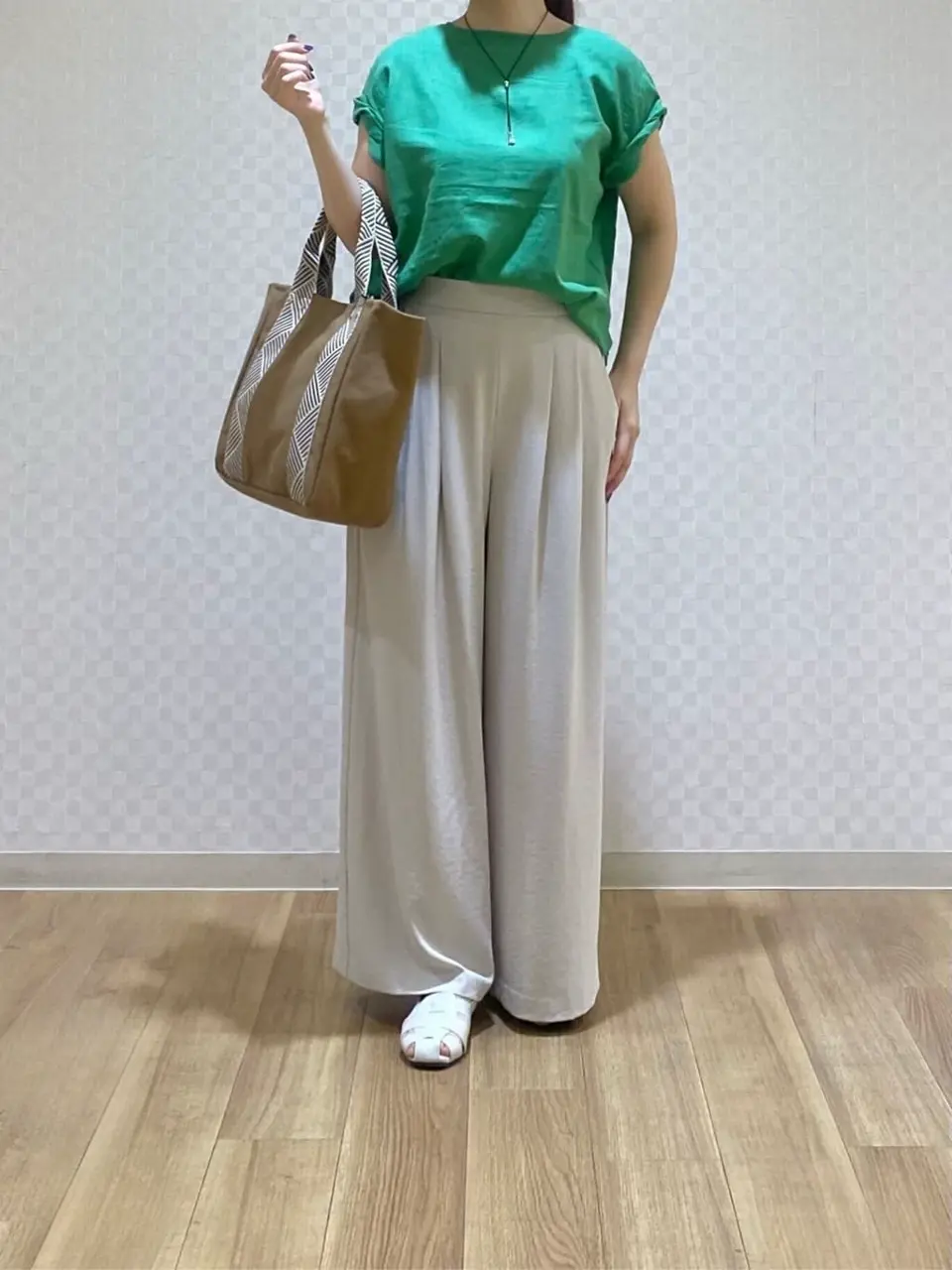 ANY F...JK.M コーディネート画像