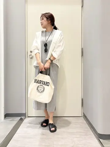 ANY 榎本 コーディネート画像