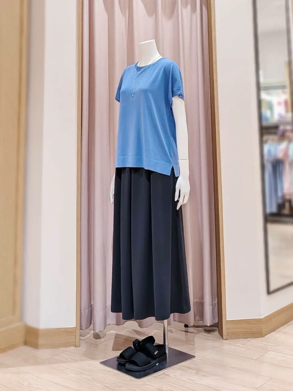 ANY 岩田 コーディネート画像