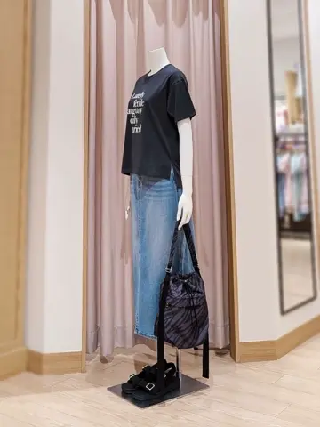 ANY 岩田 コーディネート画像