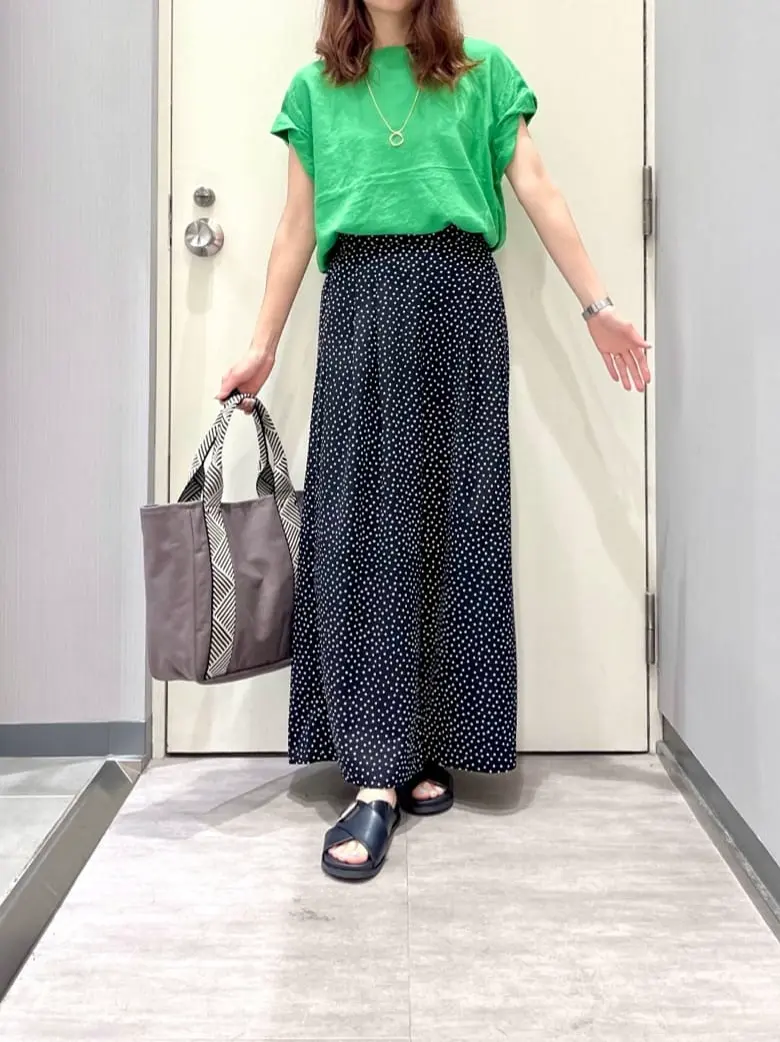 ANY 金井 コーディネート画像