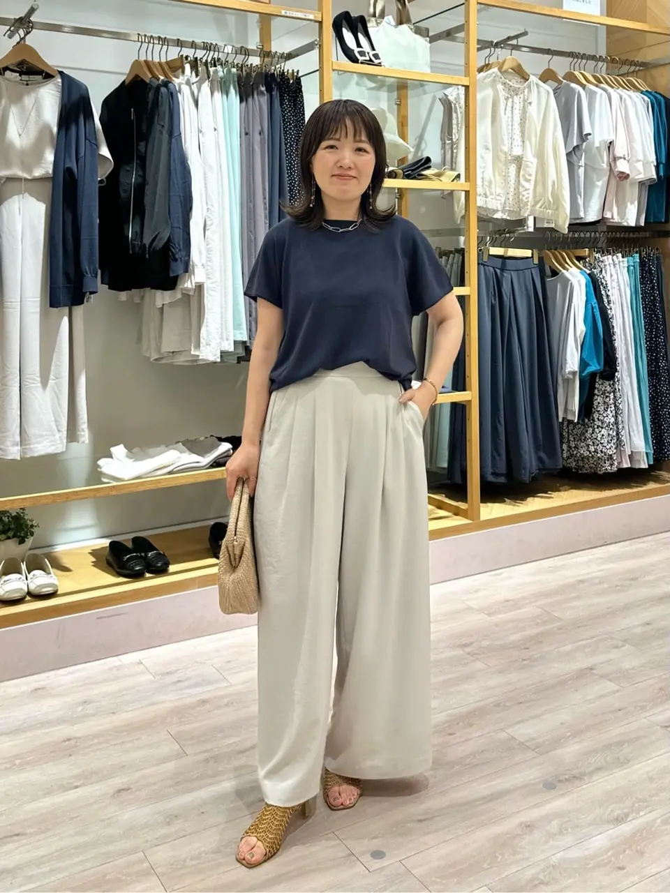 ANY フジコ コーディネート画像