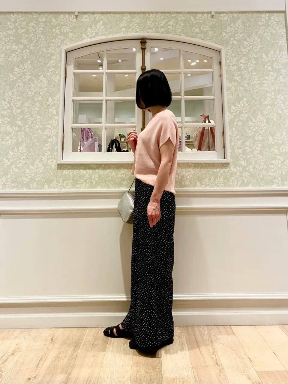 ANY MIKA コーディネート画像