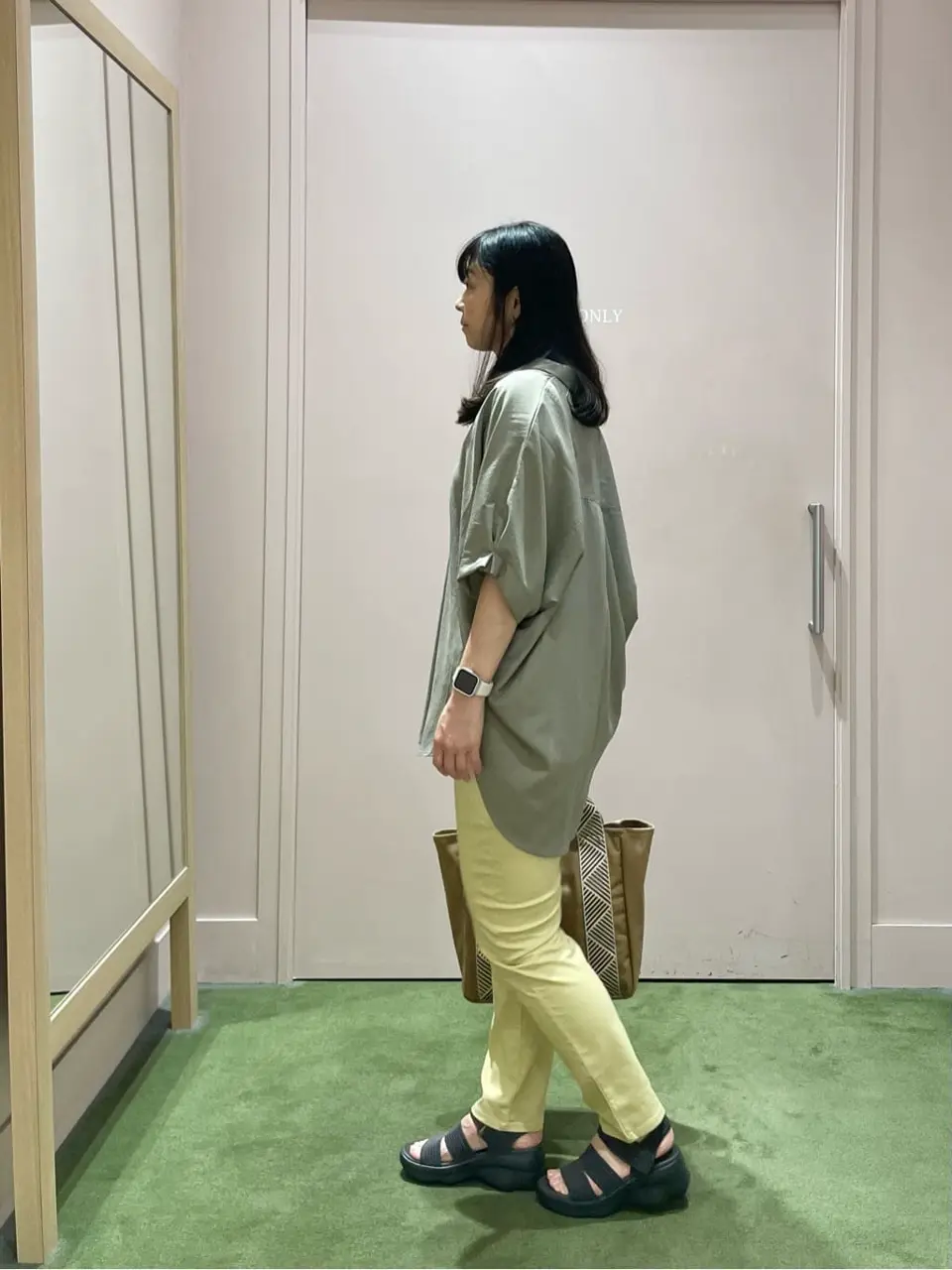 ANY 山本 コーディネート画像