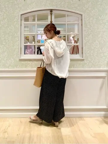 ANY MIHO コーディネート画像