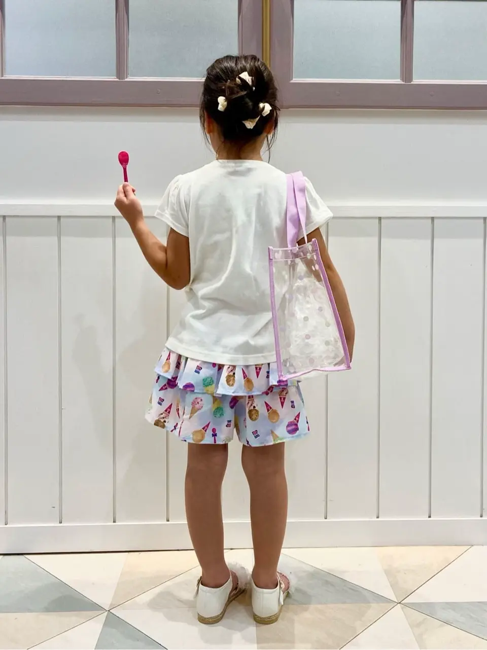 ANY MIKA コーディネート画像