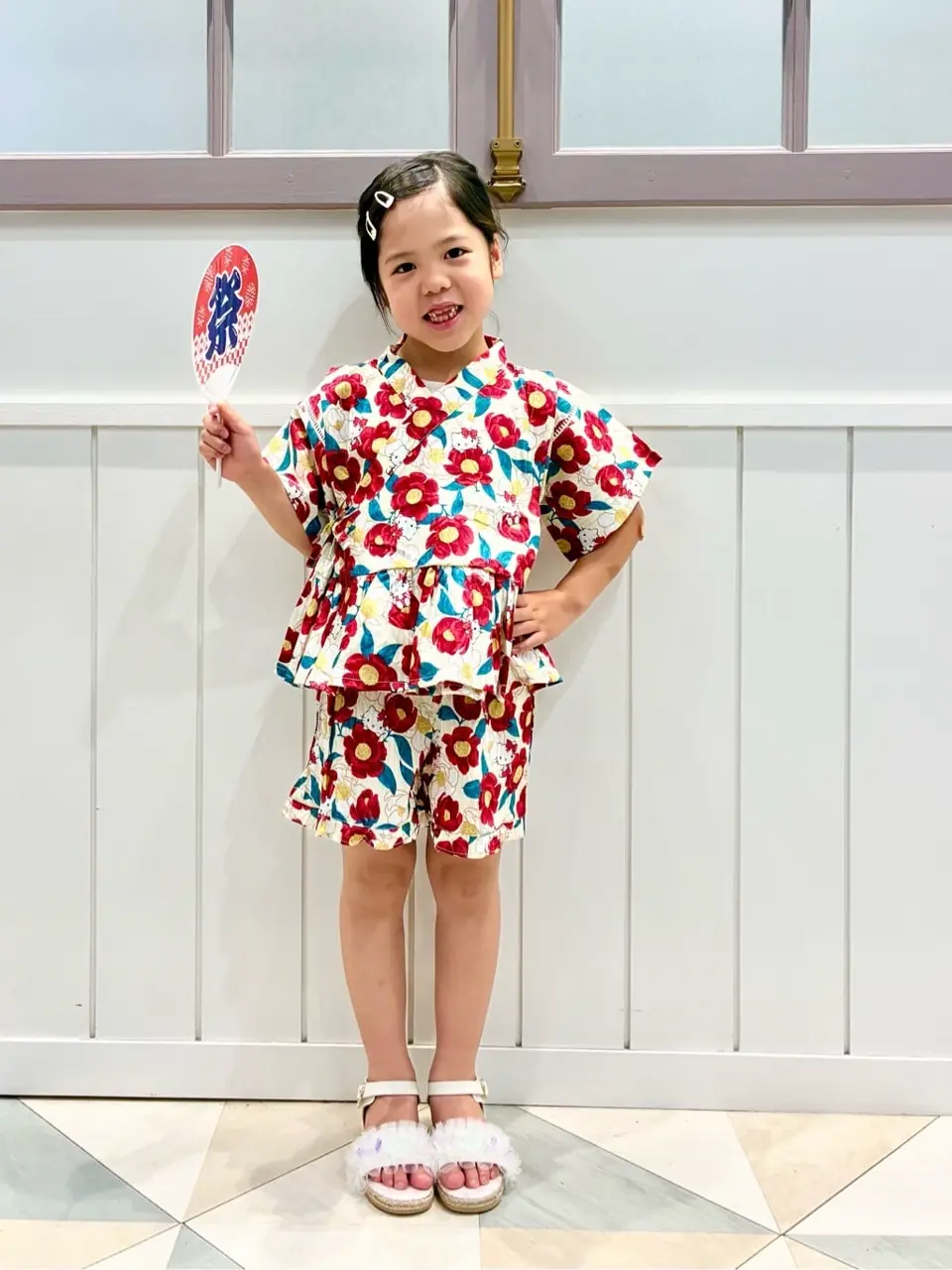 ANY MIKA コーディネート画像