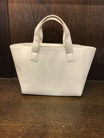 ANY 渡邊 コーディネート画像