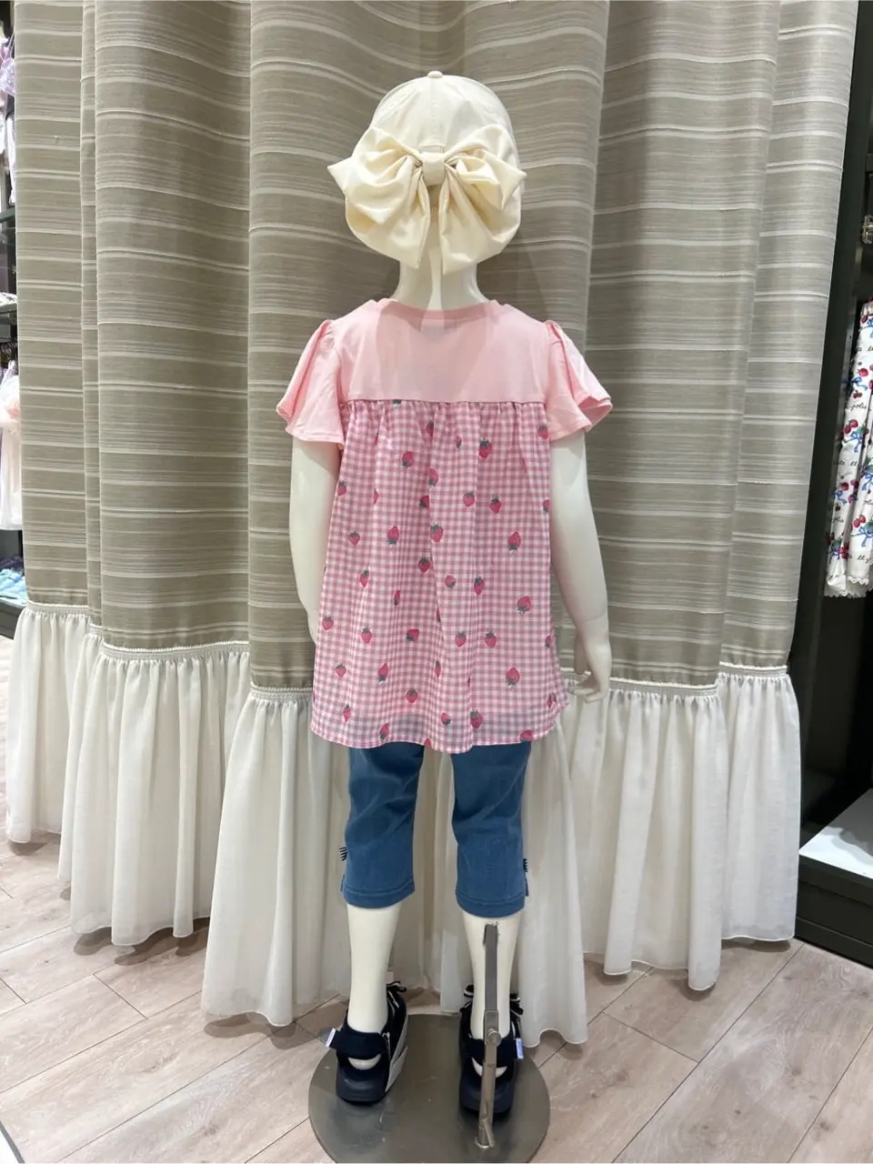 ANY 岡田 コーディネート画像