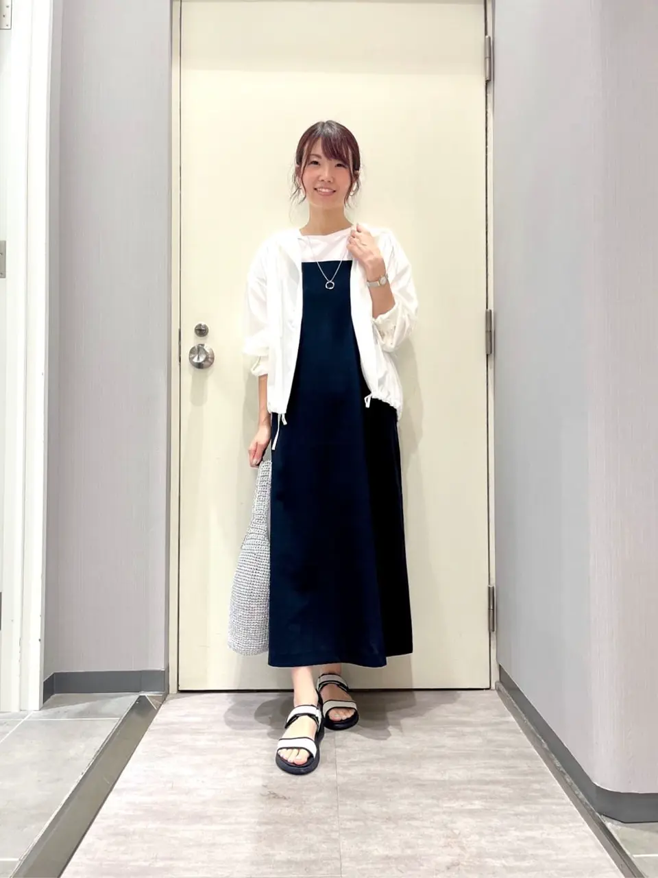 ANY 金井 コーディネート画像