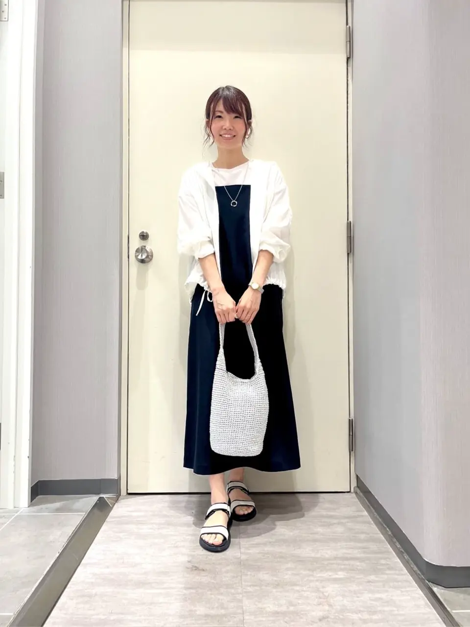 ANY 金井 コーディネート画像