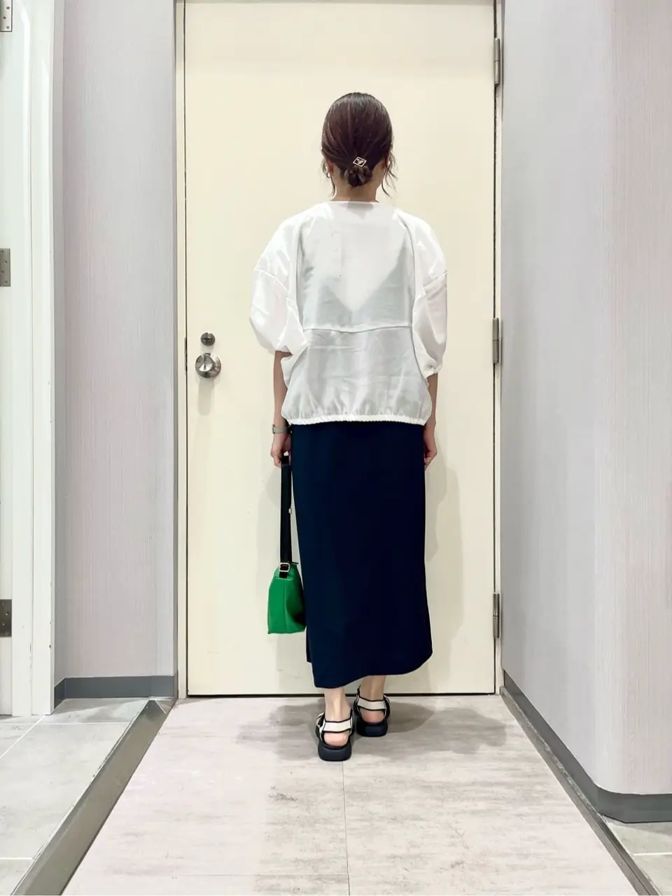 ANY 金井 コーディネート画像