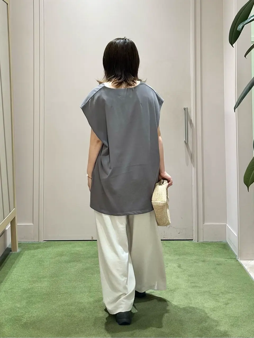 ANY フジコ コーディネート画像