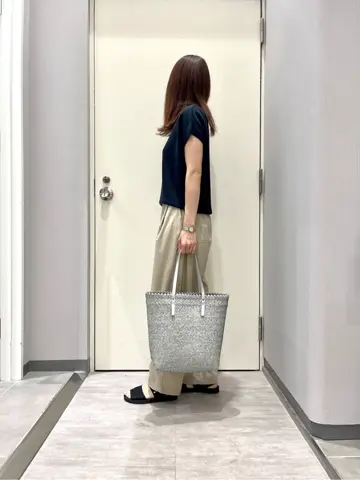 ANY 金井 コーディネート画像