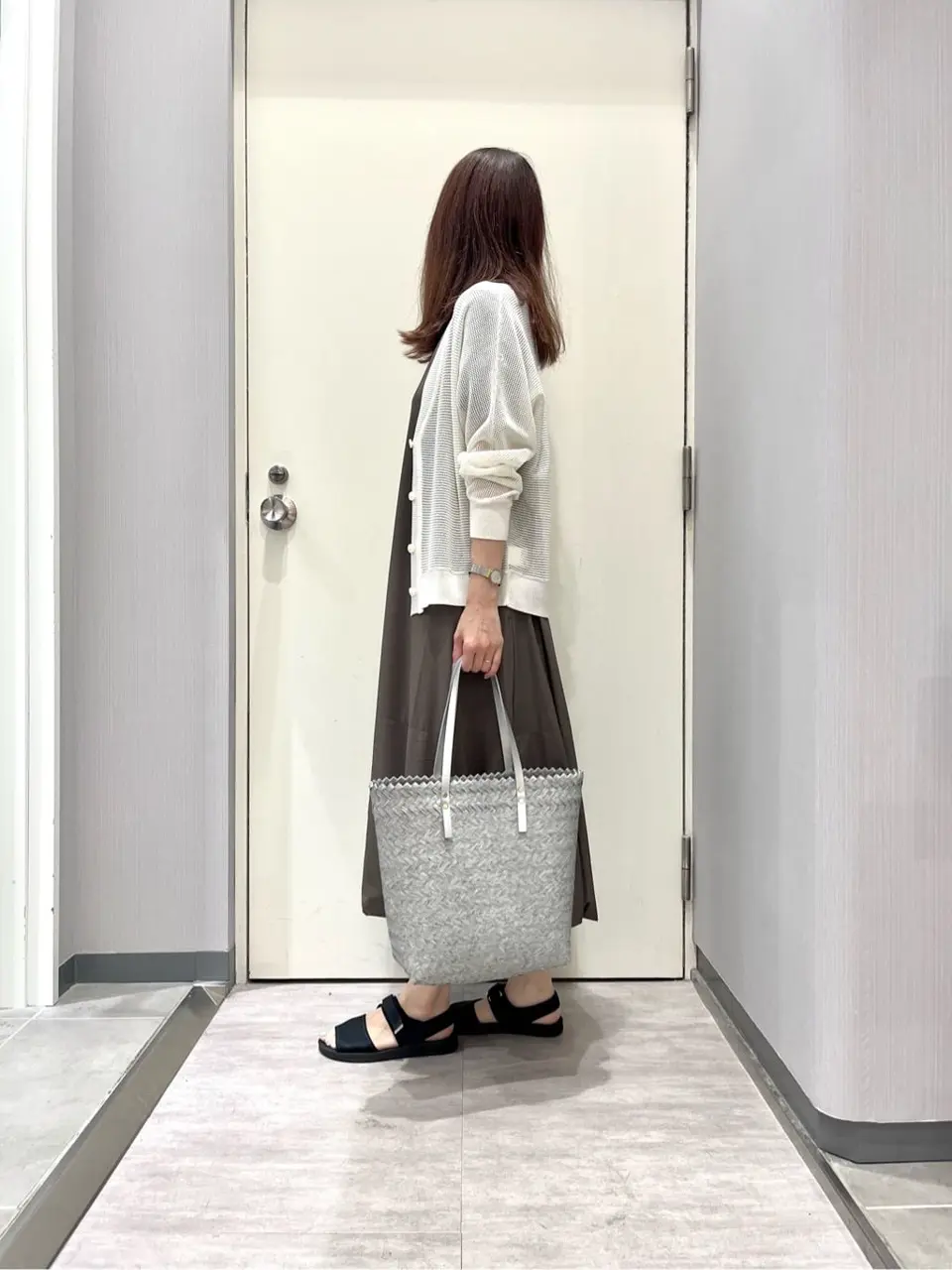 ANY 金井 コーディネート画像