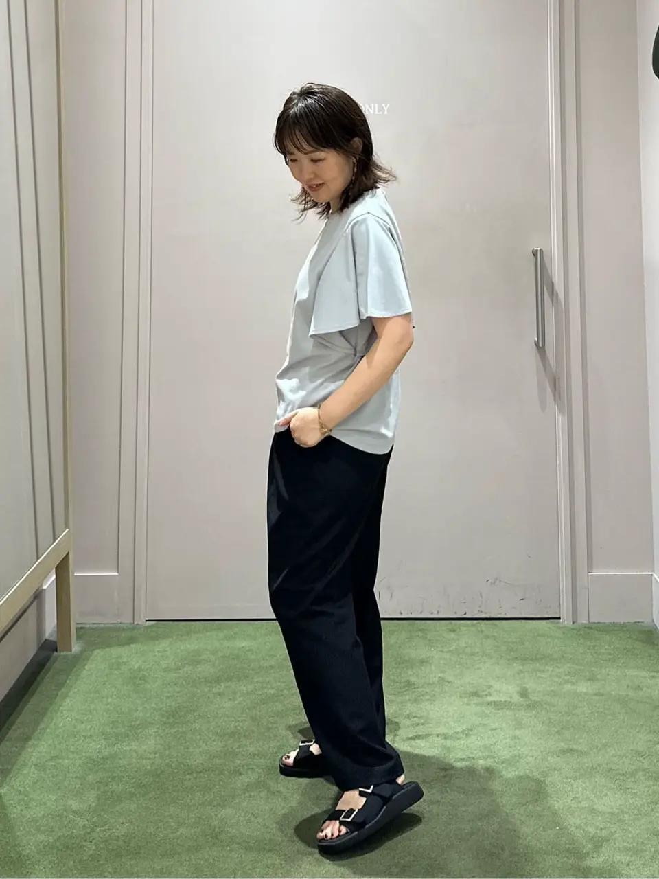 ANY フジコ コーディネート画像